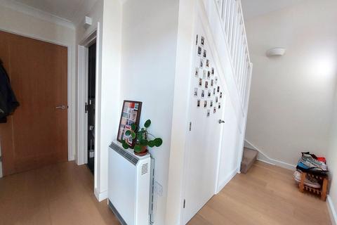 2 bedroom terraced house to rent, Frenchs Road, Cambridge, CB4