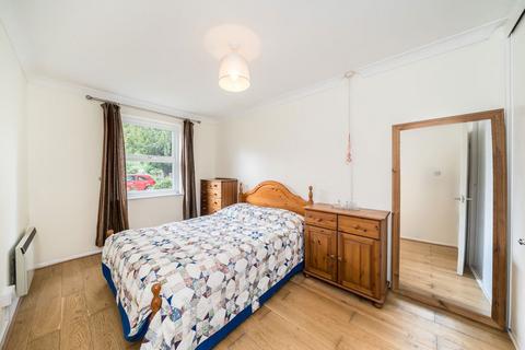 1 bedroom flat for sale, Church Lane, London SW19