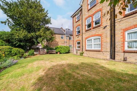 1 bedroom flat for sale, Church Lane, London SW19