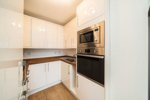 1 bedroom flat for sale, Church Lane, London SW19
