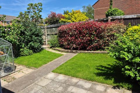2 bedroom semi-detached bungalow for sale, Elmhirst Gardens, Bristol BS37