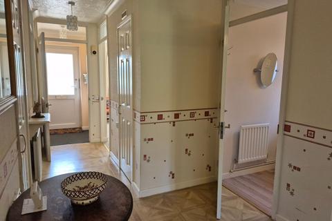 2 bedroom semi-detached bungalow for sale, Elmhirst Gardens, Bristol BS37