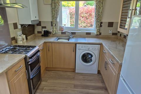 2 bedroom semi-detached bungalow for sale, Elmhirst Gardens, Bristol BS37