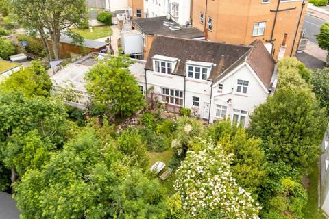 4 bedroom detached house for sale, Preston Park Avenue, Brighton, East Sussex, BN1
