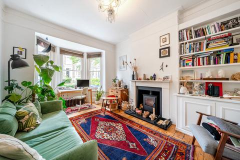 3 bedroom apartment for sale, Talfourd Road, London