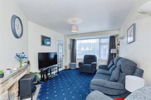 3 bedroom semi-detached house for sale, Kew Drive, Oadby, Leicester