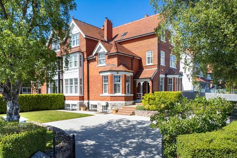 6 bedroom semi-detached house for sale, Abbey Road, Rhos on Sea, Conwy, LL28