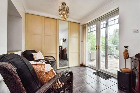 3 bedroom detached house for sale, New Road, Pontardawe SA8