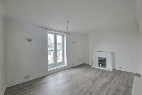 1 bedroom flat to rent, Queen Street, Torquay, TQ1