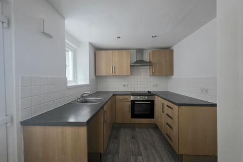 1 bedroom flat to rent, Queen Street, Torquay, TQ1