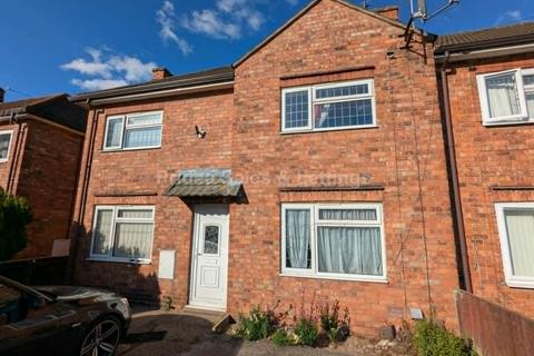 3 bed semi-detached house for rent in Goldsmith Walk, Lincoln