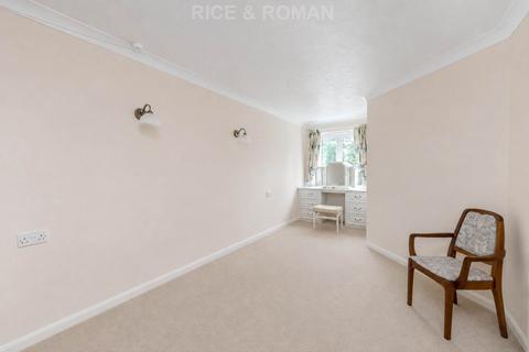2 bedroom retirement property for sale, Upper Gordon Road, Camberley GU15