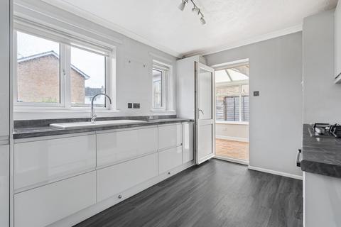 2 bedroom semi-detached house for sale, Lyneham Road, Bicester, OX26