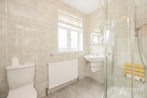 3 bedroom semi-detached house for sale, Winchester Avenue, Upminster, RM14