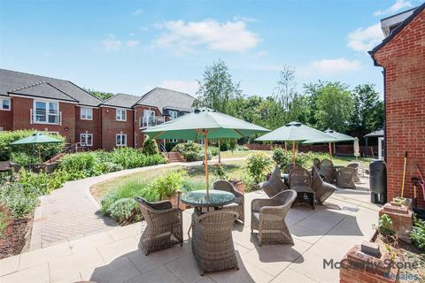 2 bedroom apartment for sale, Park House, Old Park Road, Hitchin