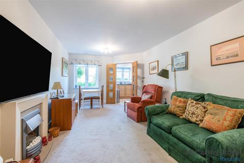 2 bedroom apartment for sale, Park House, Old Park Road, Hitchin