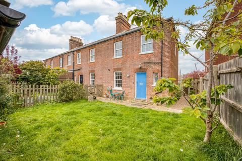 3 bedroom terraced house for sale, Walcott Road, Bacton