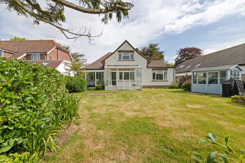 3 bedroom chalet for sale, Kingsway, Craigweil Private Estate, Bognor Regis, West Sussex PO21