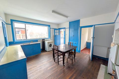 3 bedroom bungalow for sale, Grasmere Avenue, Chapel St. Leonards, PE24