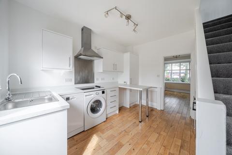 2 bedroom semi-detached house to rent, Sutton Road St. Albans AL1