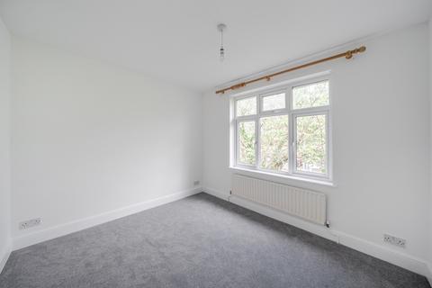 2 bedroom semi-detached house to rent, Sutton Road St. Albans AL1