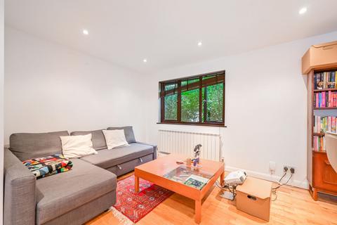 Gautrey Square, Beckton, London, E6