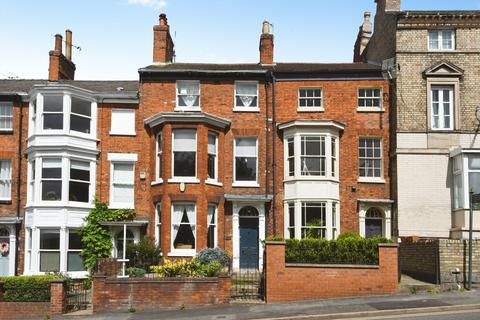Terraced house - Lindum Road, Lincoln LN2