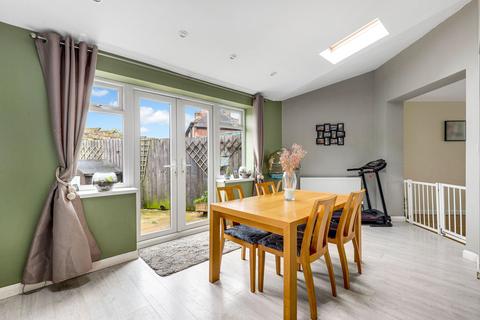 4 bedroom semi-detached house for sale, Southdale Drive, Nottingham NG4