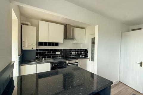 1 bedroom apartment to rent, East Street, Torquay, TQ2 5SD