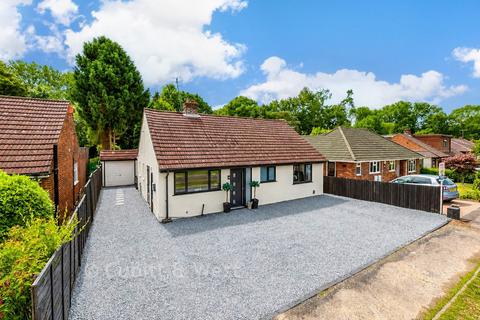 3 bedroom detached bungalow for sale, Woodroyd Gardens, Horley RH6