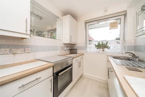 Studio for sale, Rapley House, Turin Street, London, E2
