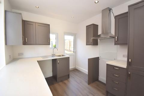 3 bedroom semi-detached house to rent, Linden Road, Newport, NP19