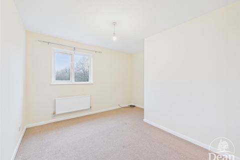 2 bedroom terraced house to rent, Sylvan Close, Coleford