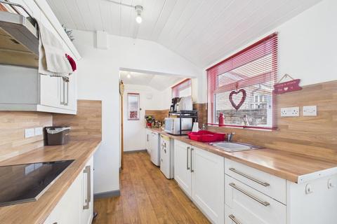 2 bedroom semi-detached house for sale, Eastgate South, Driffield, YO25 6LU