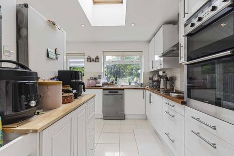 4 bedroom house for sale, Lower Richmond Road, Richmond TW9
