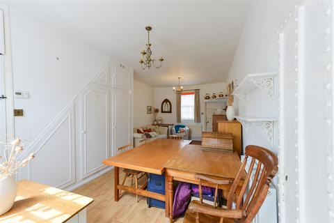 2 bedroom terraced house for sale, High Street, Aylesford
