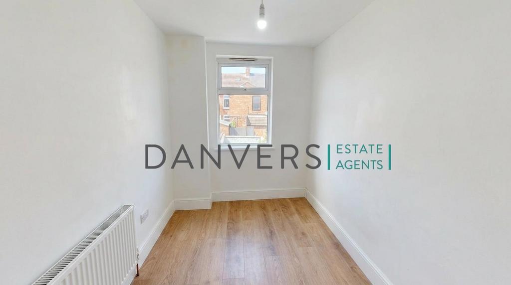 House in Leicester, Aylestone Park - View 6