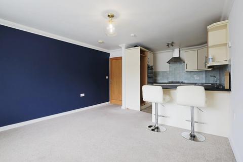2 bedroom flat for sale, Carters Avenue, Poole BH15