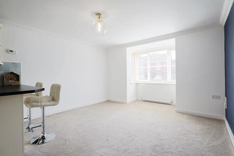 2 bedroom flat for sale, Carters Avenue, Poole BH15