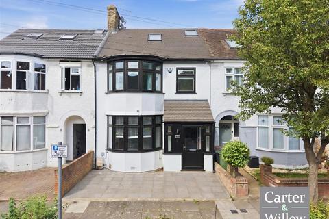 4 bedroom terraced house to rent, Netherfield Gardens, Barking, Essex