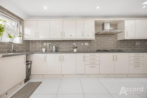 3 bedroom end of terrace house for sale, Westfield Road, Dagenham, RM9