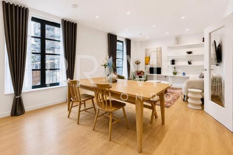 3 bedroom house to rent, Orchard Place, Goodluck Hope, London