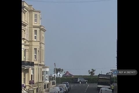 flat/apartment for rent in Jevington Gardens, Eastbourne, BN21