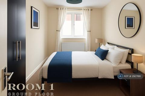 1 bed house for rent in Manning Grove, Langdon Hills, Basildon, SS16