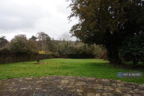5 bedroom detached house to rent, The Gwent Lodge, Llanvihangel Crucorney, Abergavenny, NP7