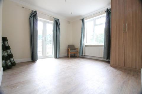 5 bedroom house to rent, Heston Road, Hounslow