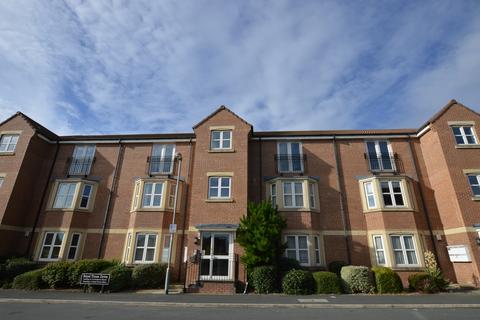 2 bed flat/apartment for rent in Royal Troon Drive, Wakefield, WF1