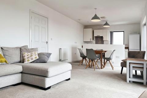 2 bedroom flat to rent, Sir Harry Secombe Court, SWANSEA, SA1