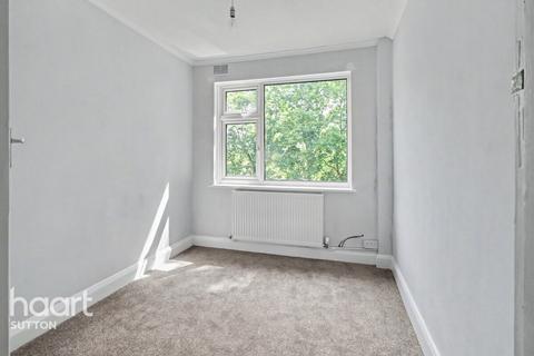 2 bedroom maisonette for sale, Barnscroft, LONDON