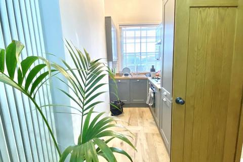 1 bedroom flat to rent, Elgin Avenue, London  W9